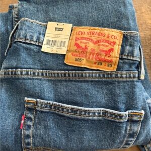 Brand new Levi's® Men's 505™ Regular Fit Straight
Jeans - Blue Denim 33x30